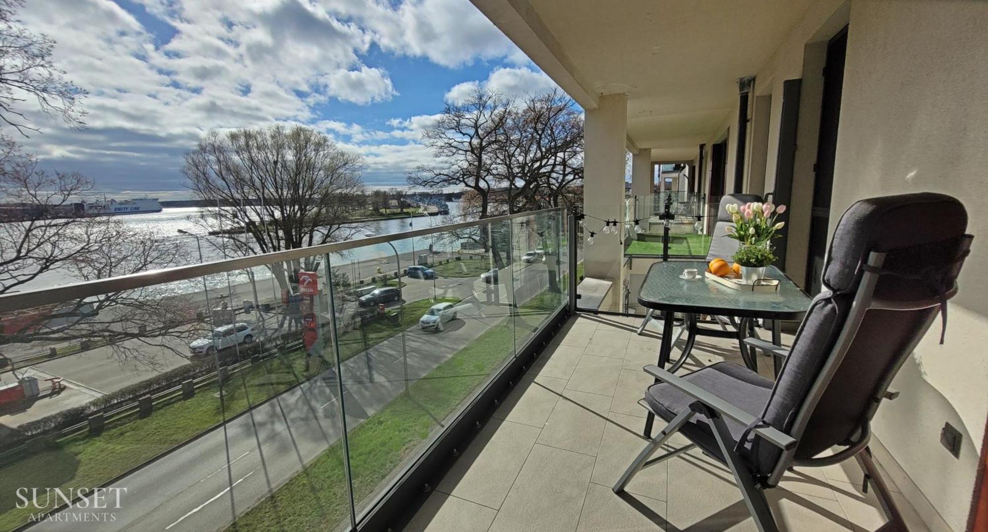 Sunset Apartments - Flotylla. Widok Na Port + Parking. 斯维诺乌伊希切 外观 照片