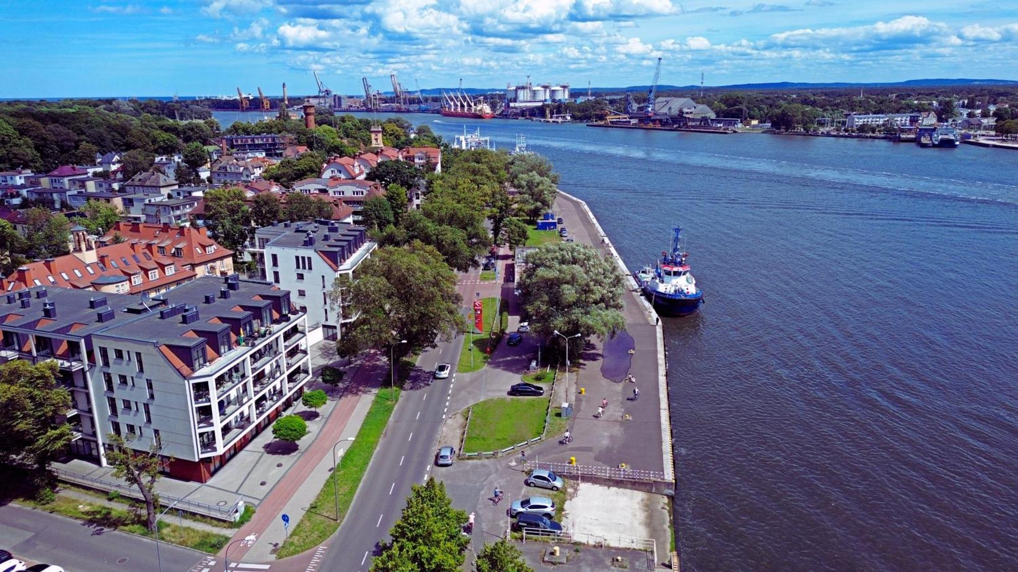 Sunset Apartments - Flotylla. Widok Na Port + Parking. 斯维诺乌伊希切 外观 照片