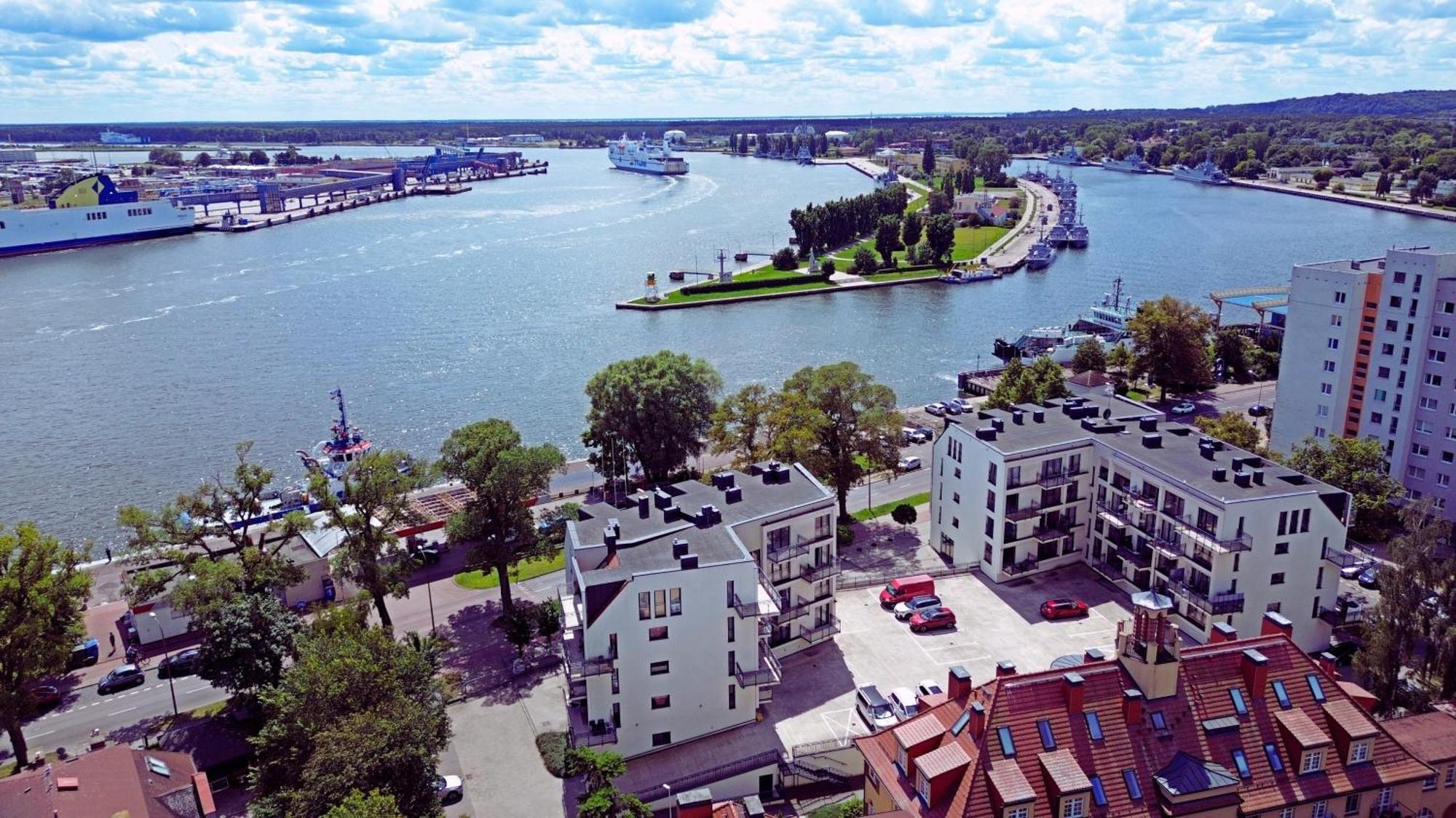 Sunset Apartments - Flotylla. Widok Na Port + Parking. 斯维诺乌伊希切 外观 照片